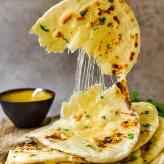 Garlic Cheese Naan